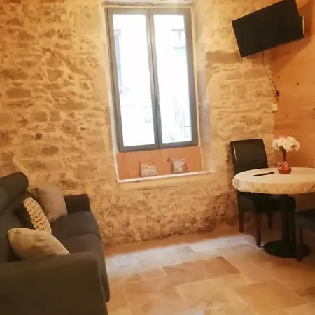 Au Centre De Appartamento